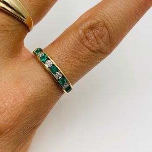 Thin emerald diamond ring 14k gold vintage